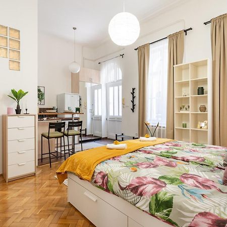 Cosmopolitan Studio - Chic Getaway In A Fancy Neighbourhood Budapest Exterior foto