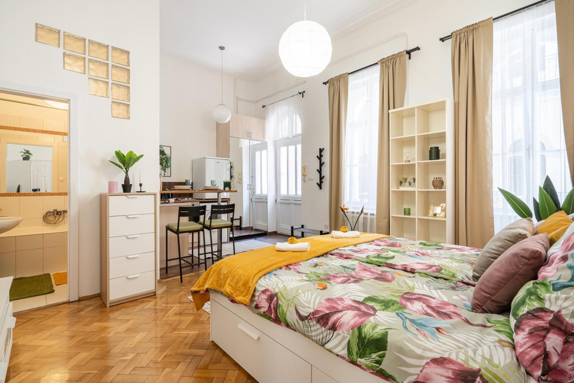 Cosmopolitan Studio - Chic Getaway In A Fancy Neighbourhood Budapest Exterior foto